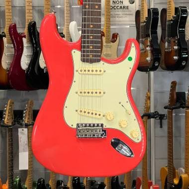 FENDER - AMERICAN VINTAGE 61 II STRATOCASTER FIESTA RED - Spedizione Gratis