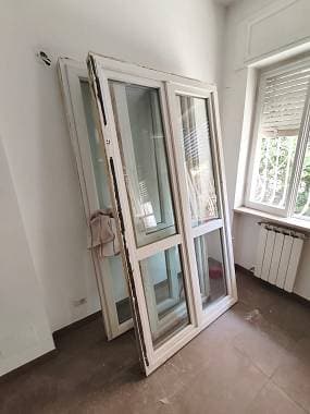 5 Porte-Finestre in PVC Bianco con Doppio Vetro