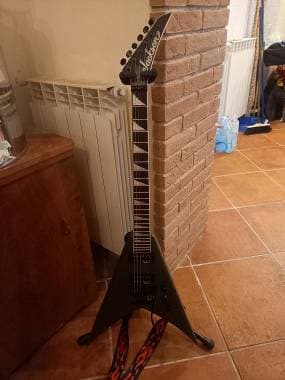 Vendo scambio Jackson king V