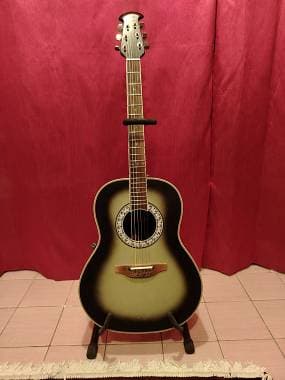 Ovation Ultra series anno 1985 restaurata.