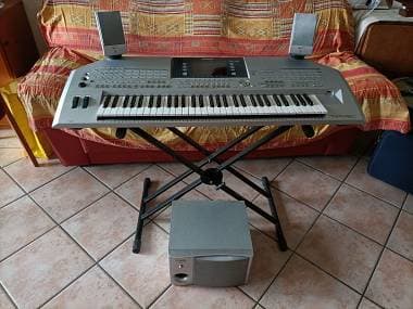 Yamaha Tyros 2