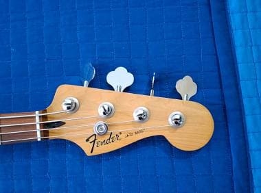 Vendo Fender Jazz Bass Messico
