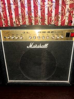 Marshall JCM 2000-DSL 401