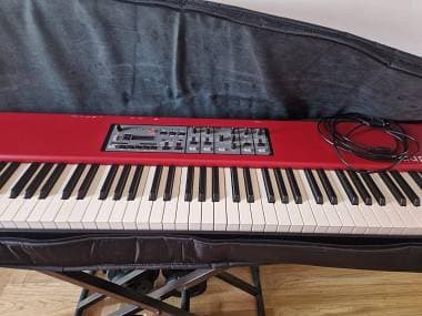 NORD PIANO 88 HA88 + CUSTODIA IMBOTTITA SU MISURA