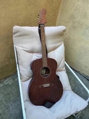 Fender Monterey Standard Acustica CALIFORNIA SERIES