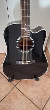 Vendo GUILD D140ce black