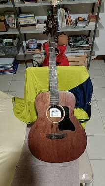 Harley Benton Travel mogano