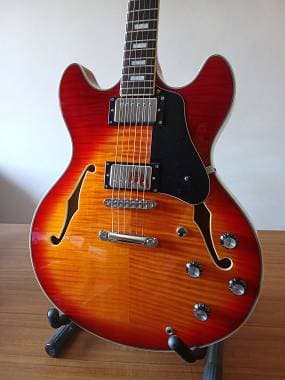 Sire H7 cherry sunburst