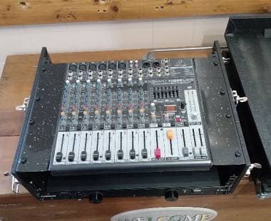 Behringer Xenyx X1222USB con case 3 unita