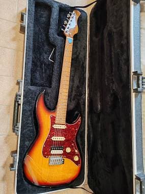 Sire Larry Carlton S7 3TS