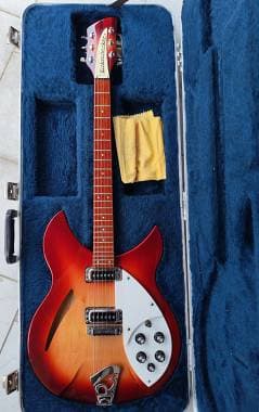 Rickenbacker 330/6 fireglo