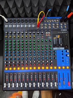Yamaha MGXU 16