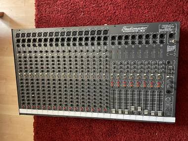 Mixer analogico Studiomaster Stagemaster 16-8