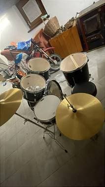Kit completo - Tornado by Mapex. Come nuovo