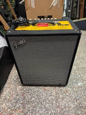 Fender RUMBLE 800