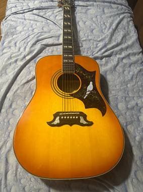 Chitarra epiphone Dove pro