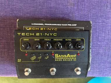 Tech 21 SANSAMP PROGRAMMABLE BASS DRIVER DI
