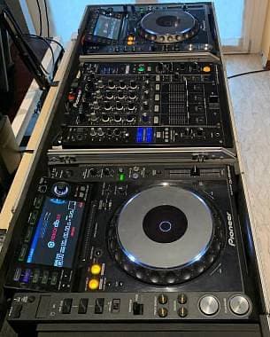 Pioneer DJ Cdj 2000NXS- Djm 900NXS