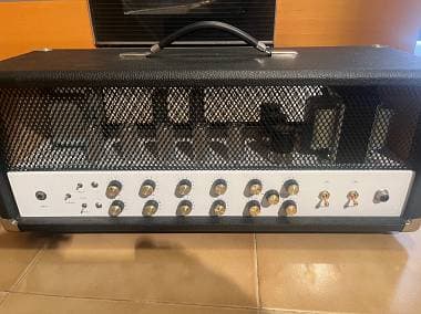 Testata per chitarra elettrica artigianale 50w