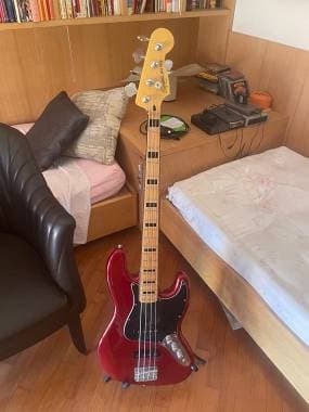 vendesi Squier Vintage Modified Jazz Bass '70s