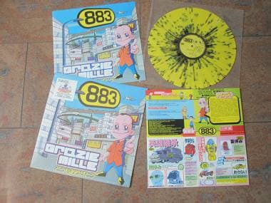 883 - GRAZIE MILLE - LP SPLATTER NUMERATO + BOOKLET + 2 FIGURINE