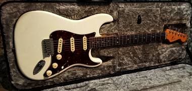 Fender American Stratocaster Ultra- anno 2024