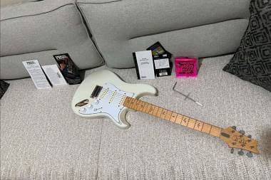 PRS Silver Sky USA Frost White 2020