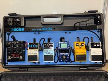 Boss PEDALIERA COMPLETA BOSS + DIGITECH TRIO+ + ZOOM
