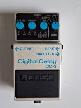 Boss DD3 DD-3 Delay Vintage (blue label- made Japan- big large chip) spedito