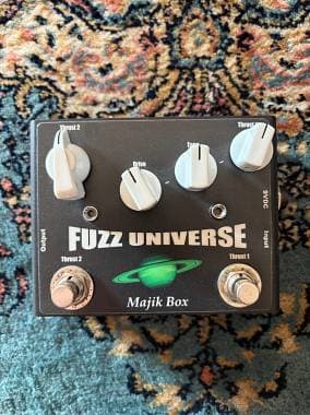 Majik Box Fuzz Universe Boost/Overdrive Paul Gilbert signature