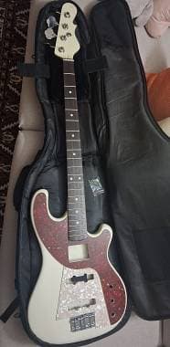 Phantom Guitars Modificato+G&L l2000+ meccaniche + ponte