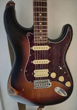 Body Stratocaster hss relic sunburst