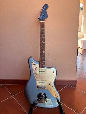 Fender Vintera '60s Jazzmaster Ice Blue
