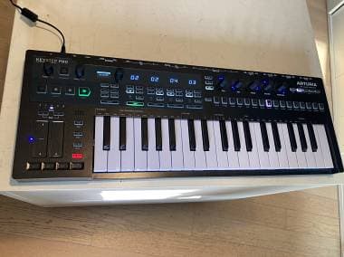 Arturia KEYSTEP PRO CHROMA +ANALOG CASE