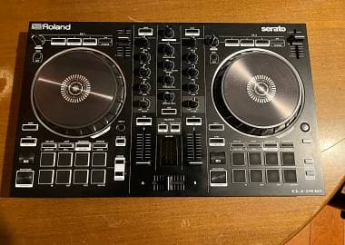 Controller Roland Dj 202 con borsa della Magma