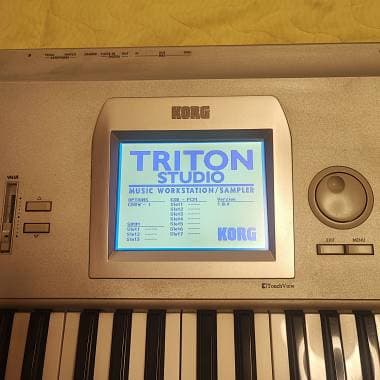 Korg Tritone studio 76 scambio