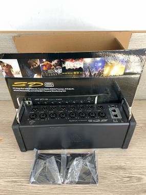 Behringer SD8 Stagebox digitale per mixer Midas e Behringer