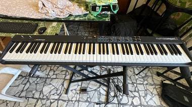 Studiologic Numa compact 2