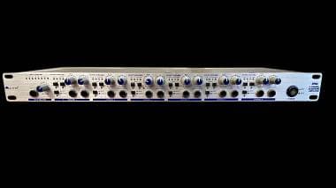 TL Audio Indigo series Amplificatore cuffie professionale