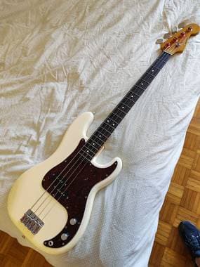Fender Precision 60s vintera II