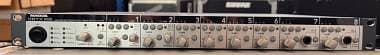 Mackie Onyx 800R  Preamp microfonico 8 canali con uscita ADAT/AES