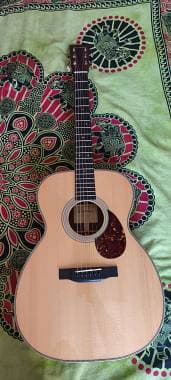Eastman E8 OM-TC