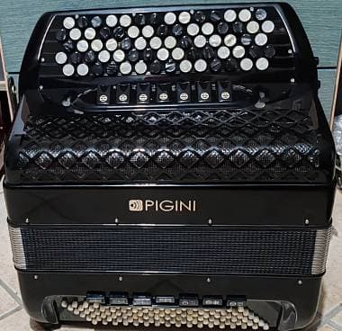 Fisarmonica cromatica PIGINI CONVERTOR 42/B bassi sciolti accordion akkordeon