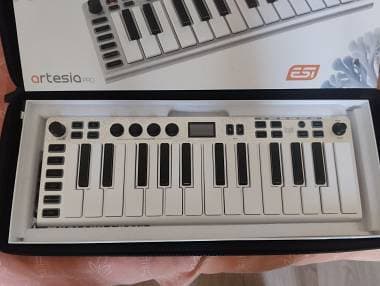 Xsynth Artesia