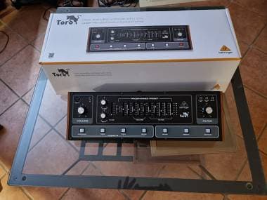 Behringer Toro come Nuovo (Usato 3 Volte)