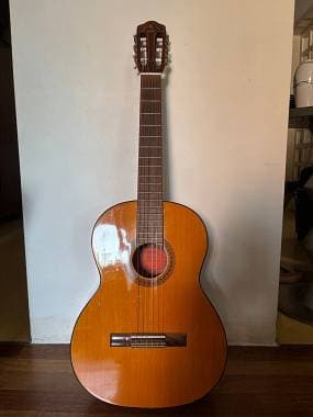 Chitarra classica Clarissa P-30 in ottimo stato con custodia