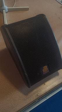 DB Technologies flexsys Fm8 da riparare