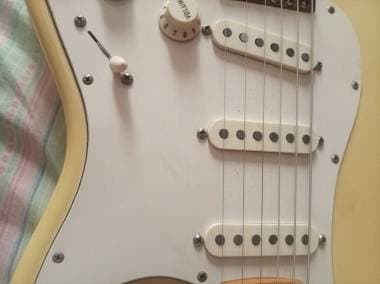 Fender Custom Shop STRATOCASTER MADE IN USA