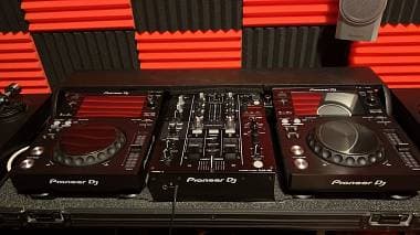 Coppia Pioneer DJ Xdj 700+djm450