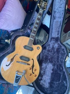 Epiphone Broadway p90 gibson Bigsby